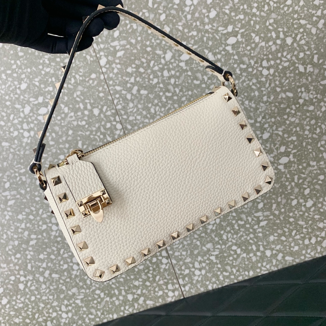 Valentino Garavani Rockstud Small Crossbody Bag in Ivory Grainy Calfskin